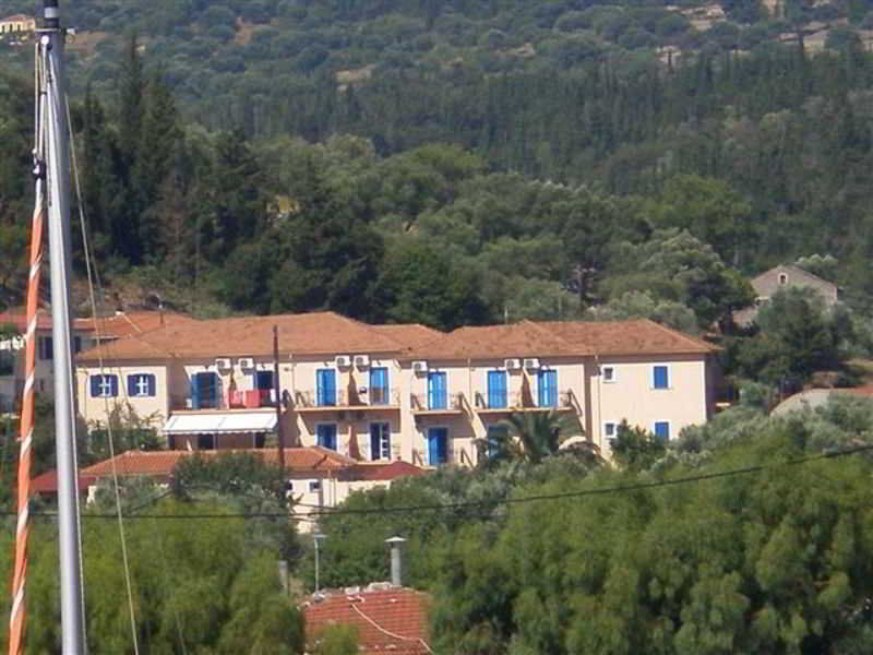 Hotel Nostos Frikes Eksteriør bilde